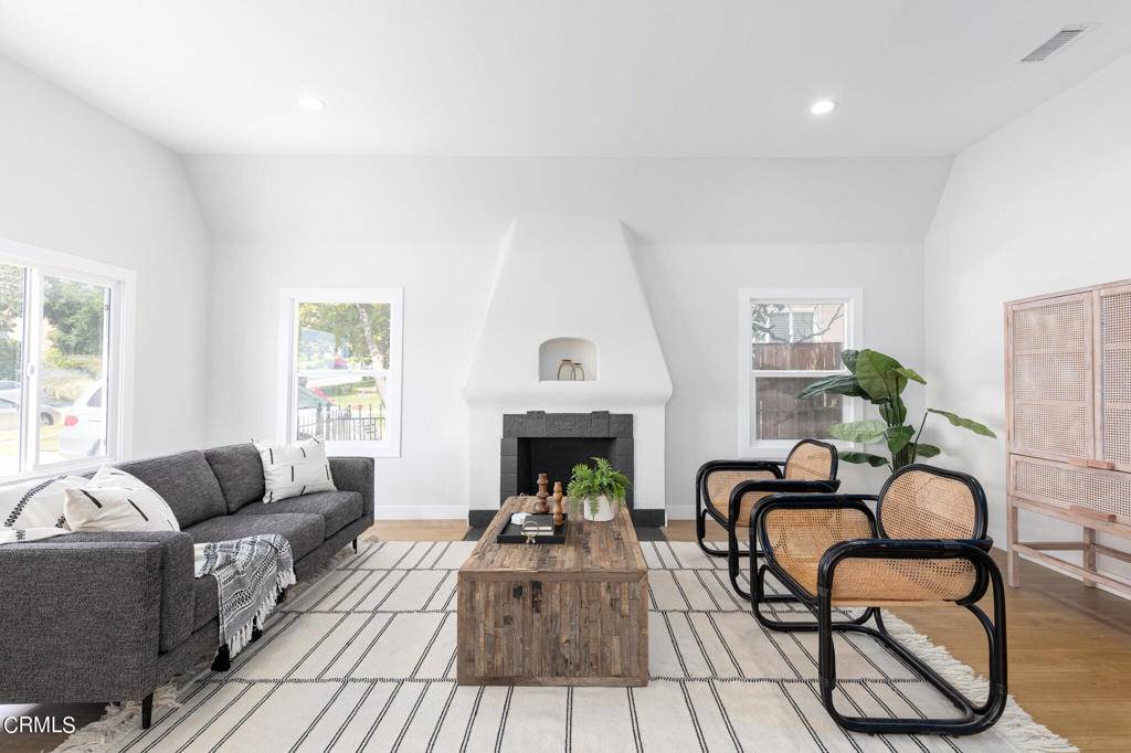 Altadena, CA 91001,3000 Glen AVE