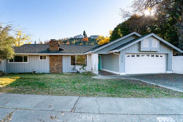 Redding, CA 96001,3225 Sunset DR