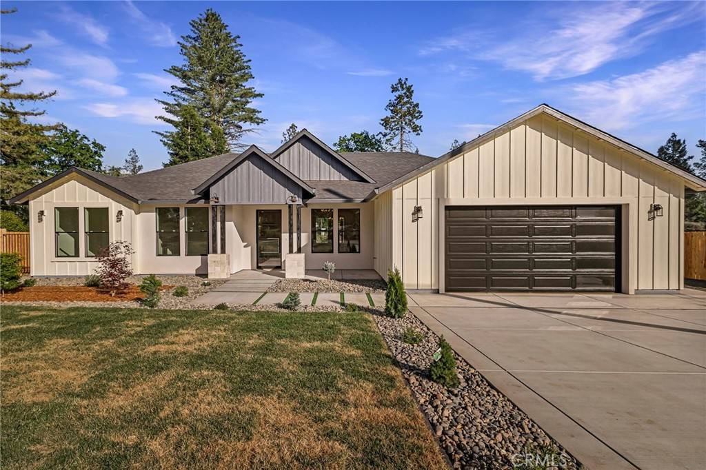 Paradise, CA 95969,8462 Montna DR
