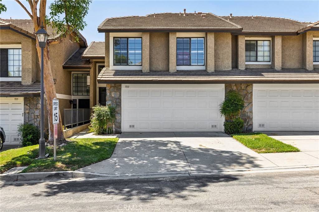 Glendora, CA 91740,933 Sandstone DR