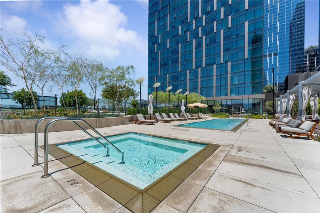 Los Angeles, CA 90017,889 Francisco ST #2906