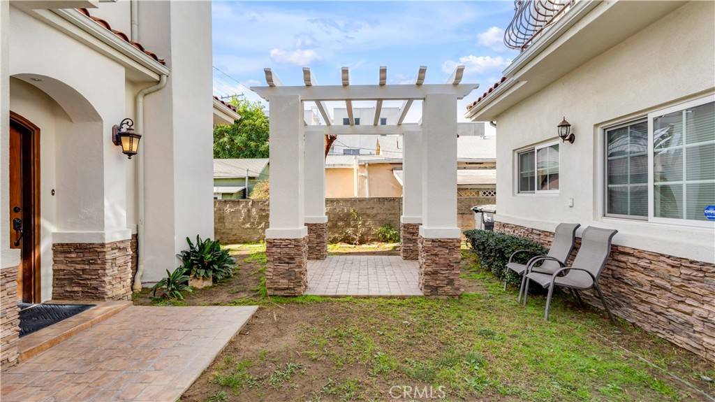 Glendale, CA 91204,522 W Elk AVE