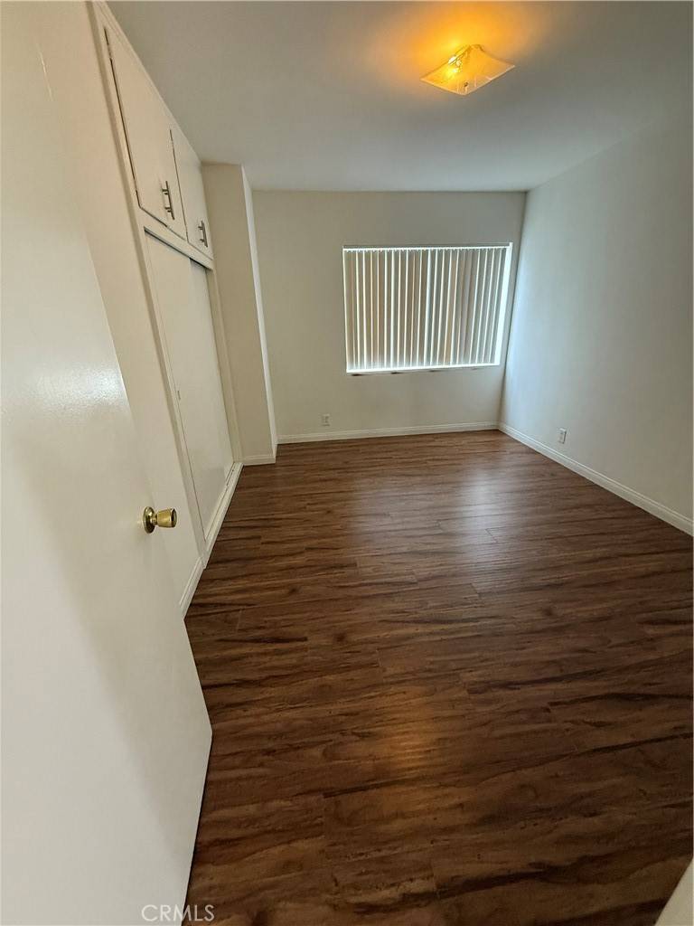 Glendale, CA 91201,1017 Western AVE