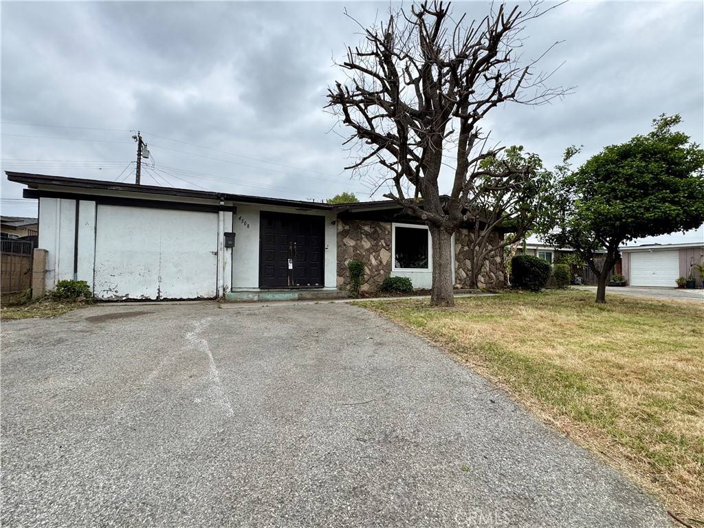 Covina, CA 91722,4508 Heathdale
