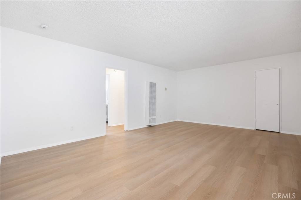 Los Angeles, CA 90042,117 S Avenue 54 #7