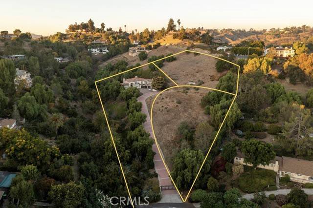 La Habra Heights, CA 90631,805 West RD