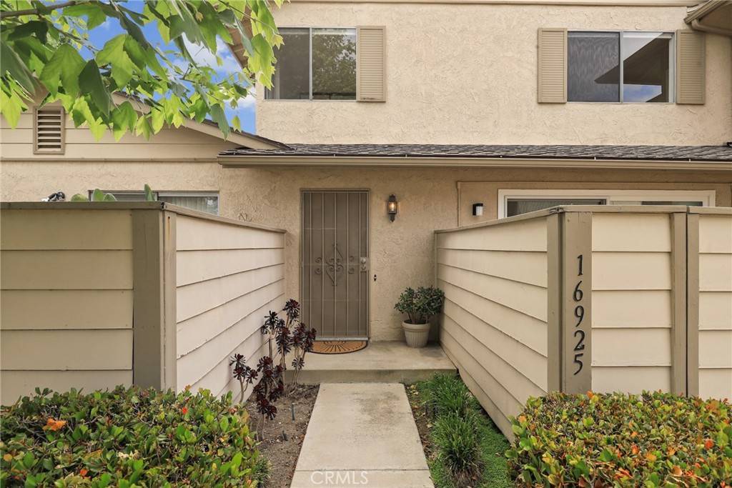 Hacienda Heights, CA 91745,16925 Kemerton PL