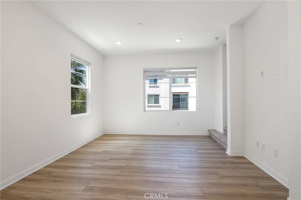 La Puente, CA 91744,661 Panorama LN