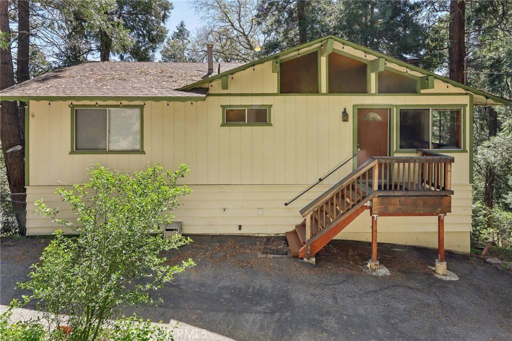 Crestline, CA 92325,24514 Albrun CT