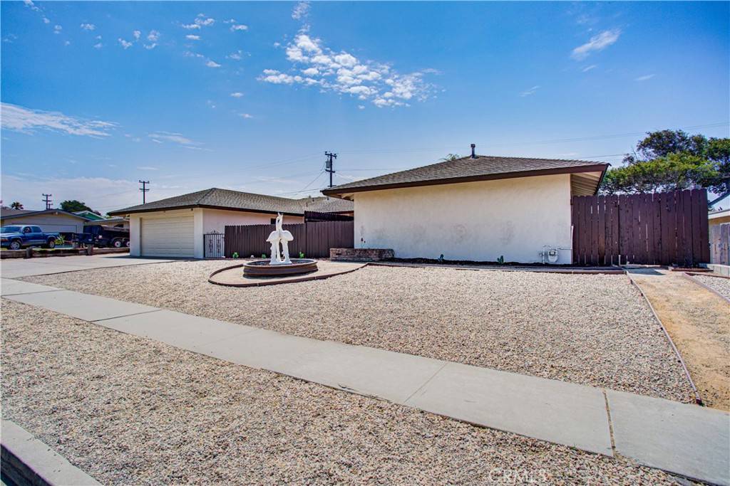 Santa Maria, CA 93455,500 Fair Oaks DR