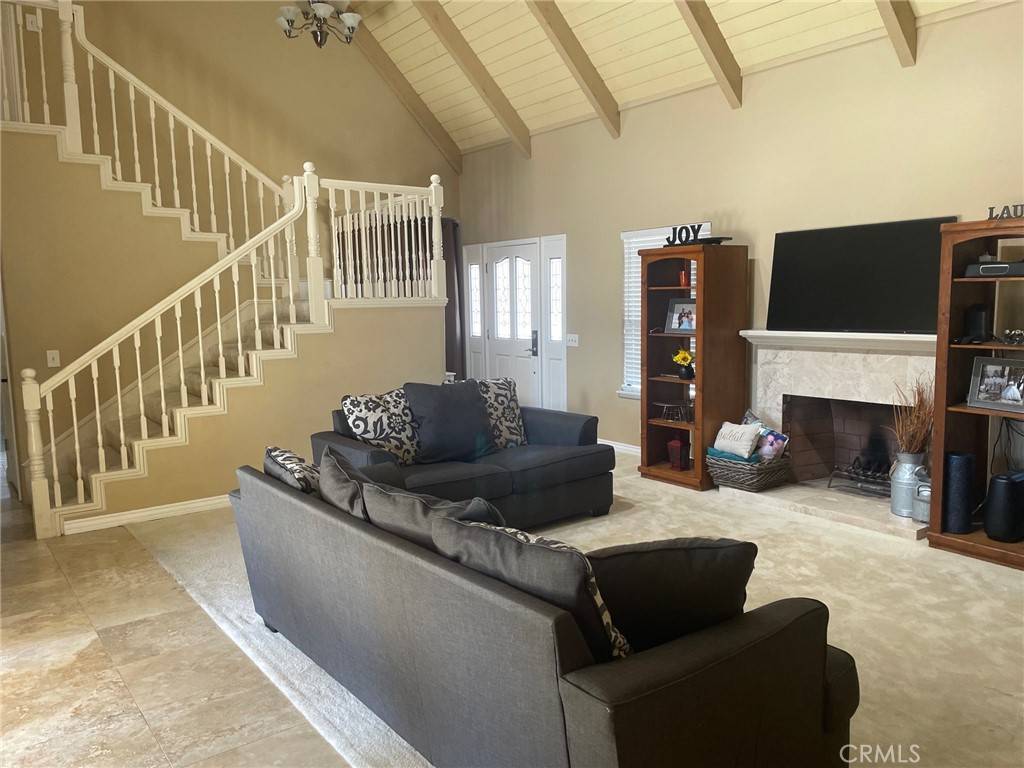 Santa Maria, CA 93454,577 S Palisade DR