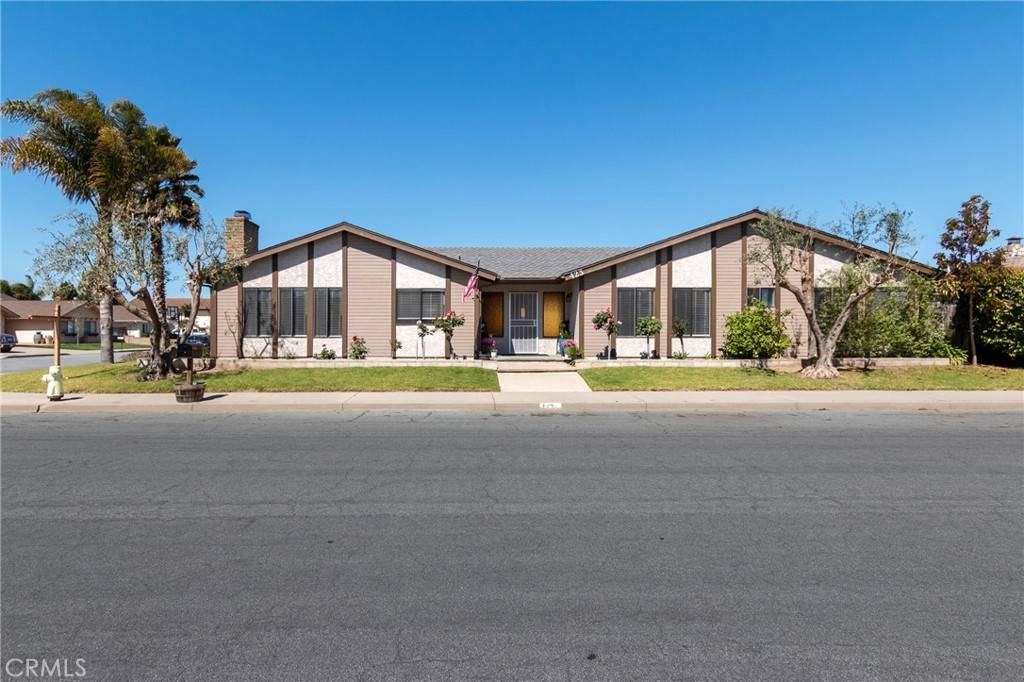 Santa Maria, CA 93454,423 Garnet WAY