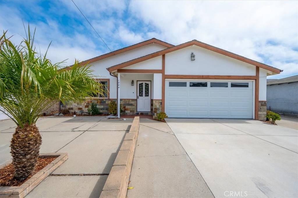 Arroyo Grande, CA 93420,1004 Sunset DR