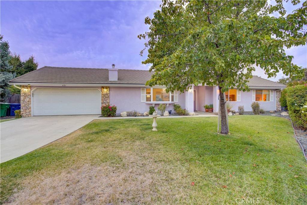 Paso Robles, CA 93446,451 Morgan LN