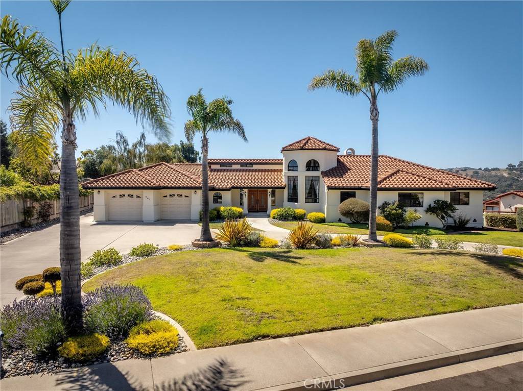 Arroyo Grande, CA 93420,541 Equestrian WAY