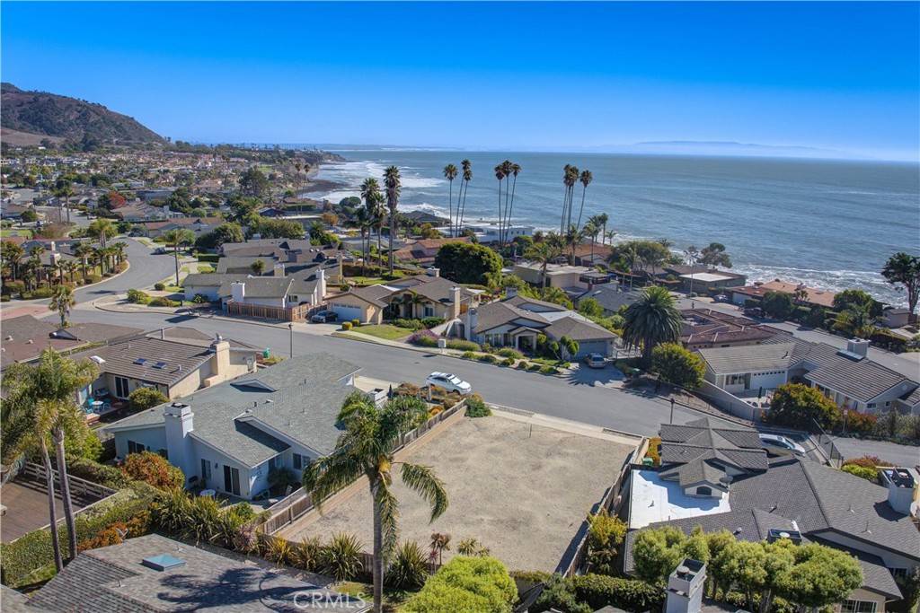 Pismo Beach, CA 93449,380 Encanto Avenue