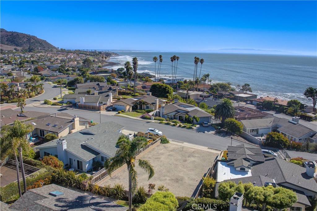 Pismo Beach, CA 93449,380 Encanto Avenue