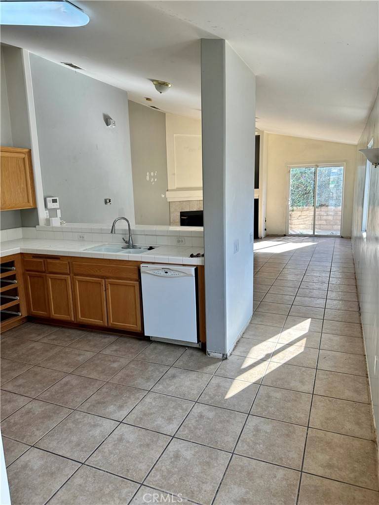 Santa Maria, CA 93458,1316 Eliza DR