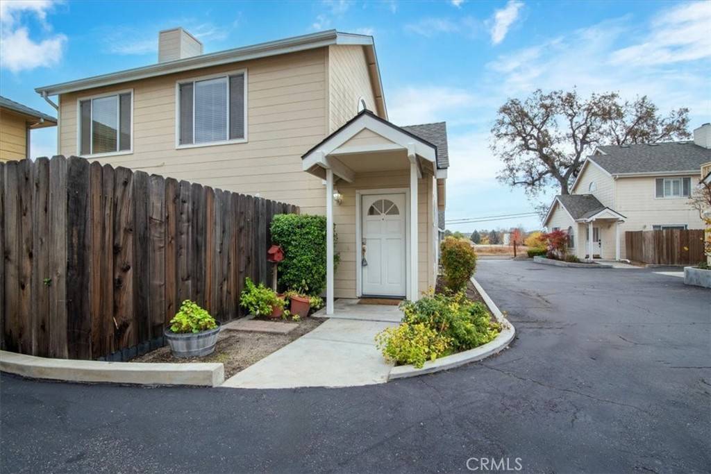 Atascadero, CA 93422,9323 Musselman DR #6
