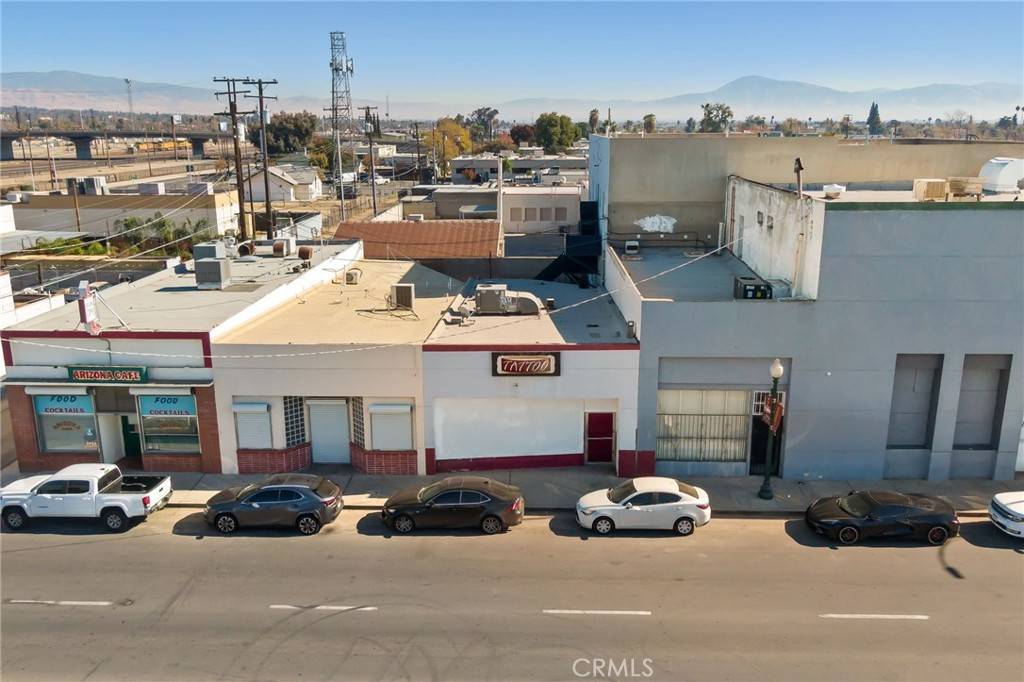 Bakersfield, CA 93305,805 Baker ST