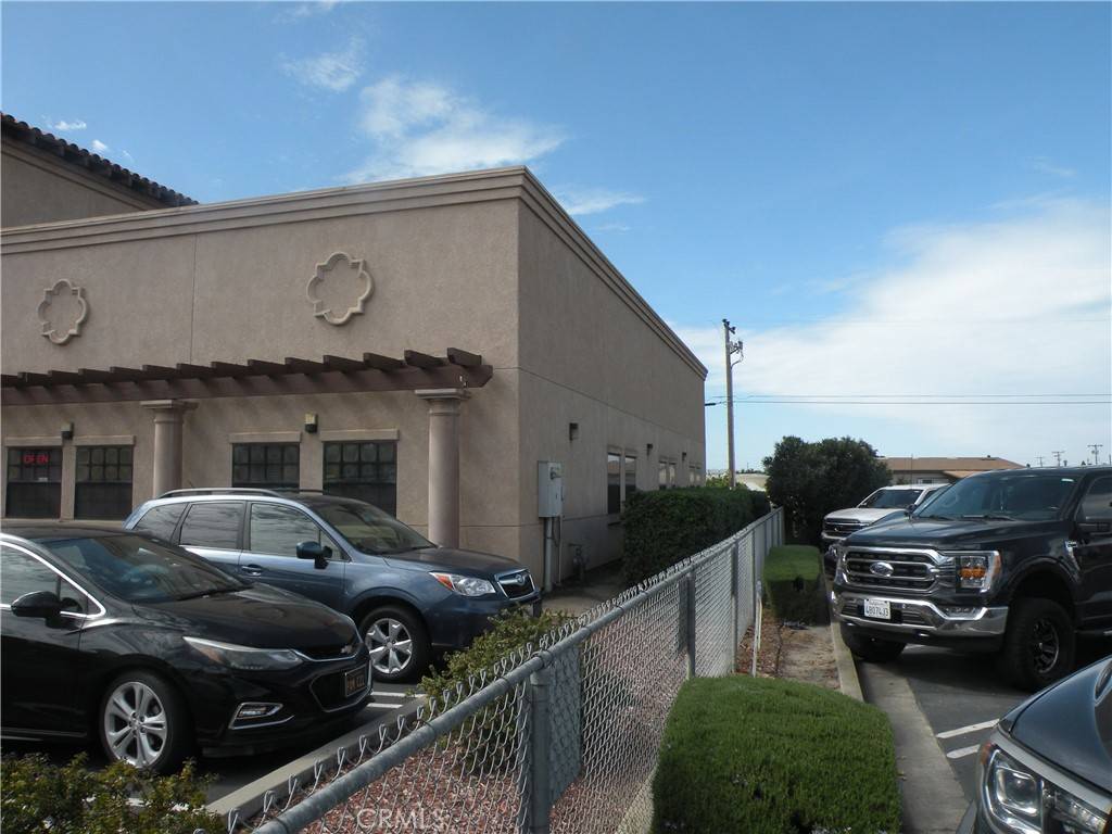Santa Maria, CA 93454,1811 S Broadway