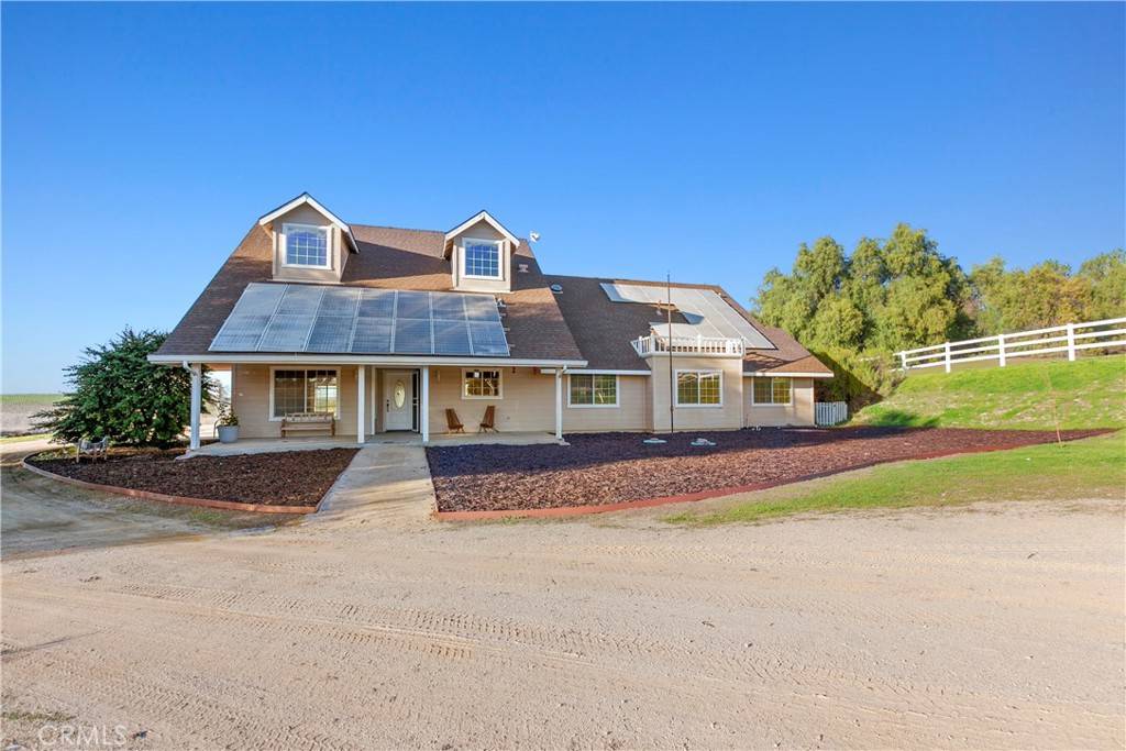 Paso Robles, CA 93446,6075 Champagne Ln