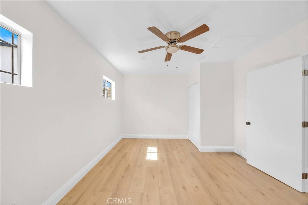 Los Angeles, CA 90003,422 E 104th ST
