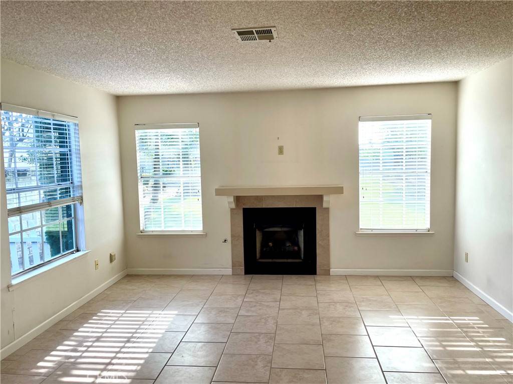 Santa Maria, CA 93454,715 Seaside DR