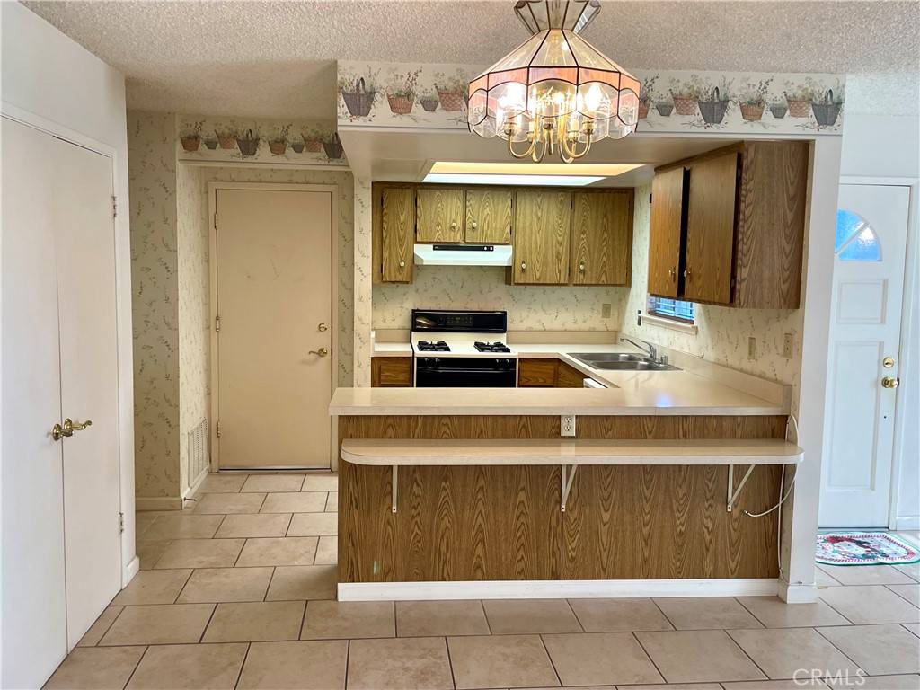 Santa Maria, CA 93454,715 Seaside DR