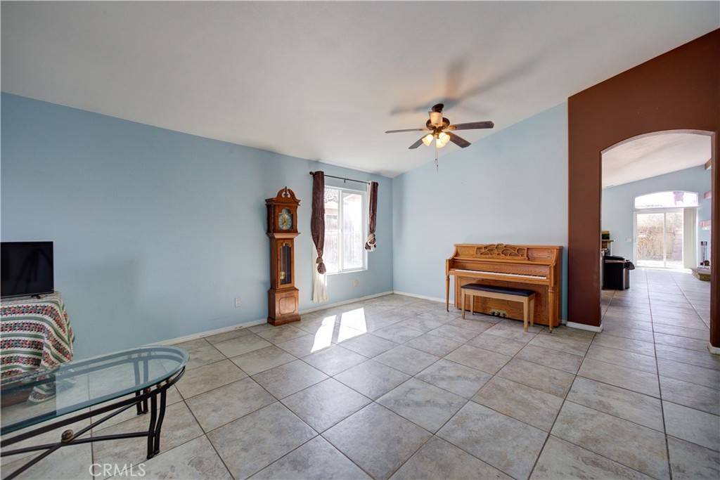 Santa Maria, CA 93458,2405 Schuman PL