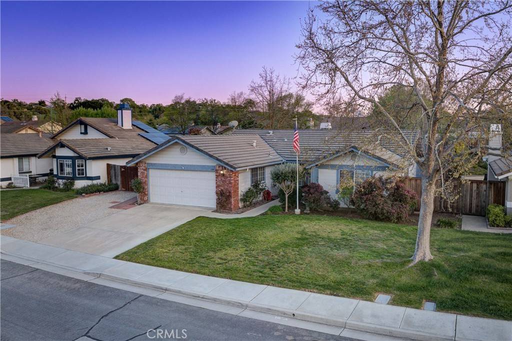 Paso Robles, CA 93446,184 Bridgegate Lane