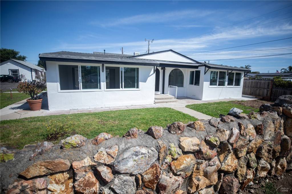 Arroyo Grande, CA 93420,1078 Maple ST