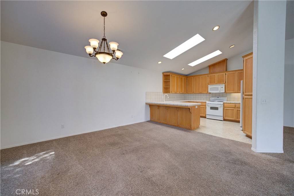 Santa Maria, CA 93458,608 Mayten ST