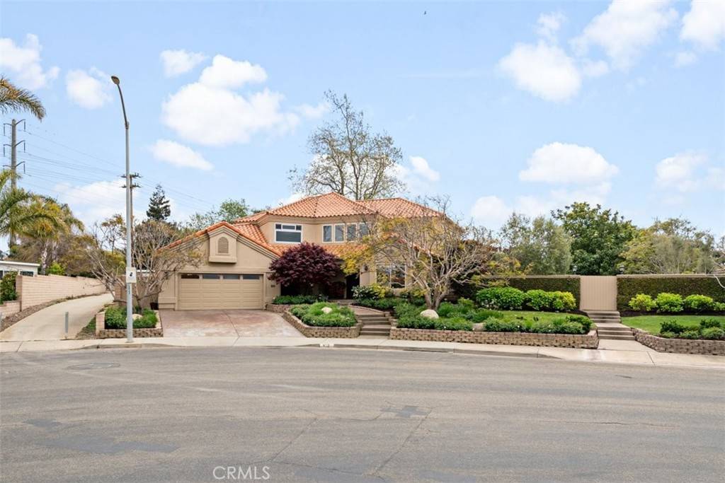 Santa Maria, CA 93455,810 Fairway Vista DR
