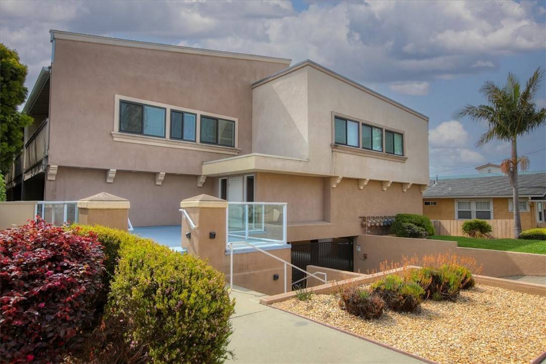 Pismo Beach, CA 93449,360 Stimson AVE
