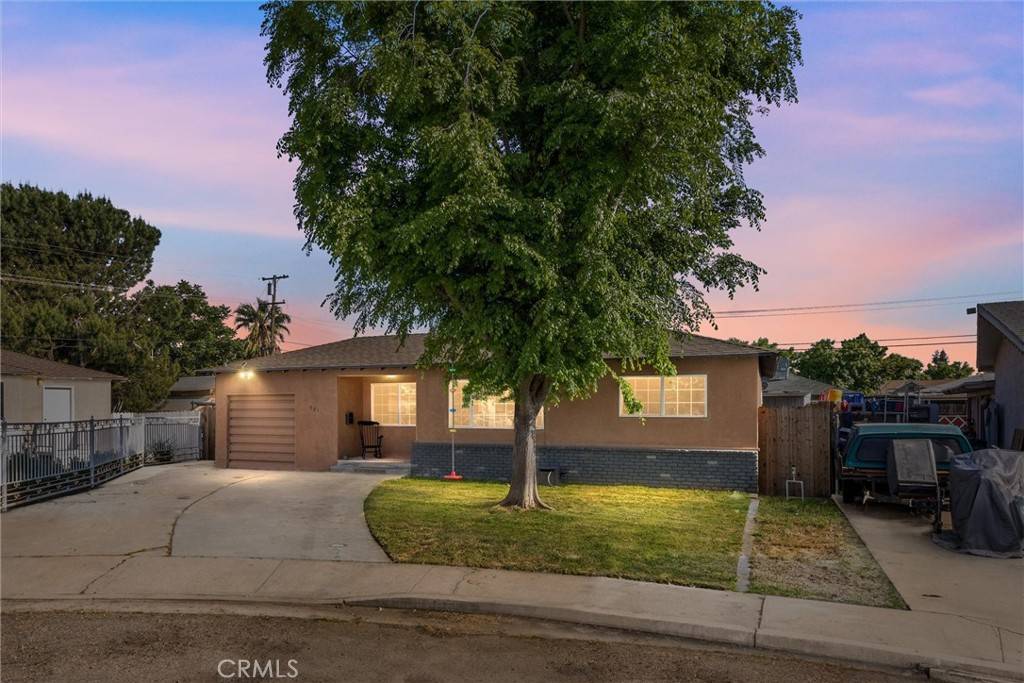 Bakersfield, CA 93308,521 Rainbow CT
