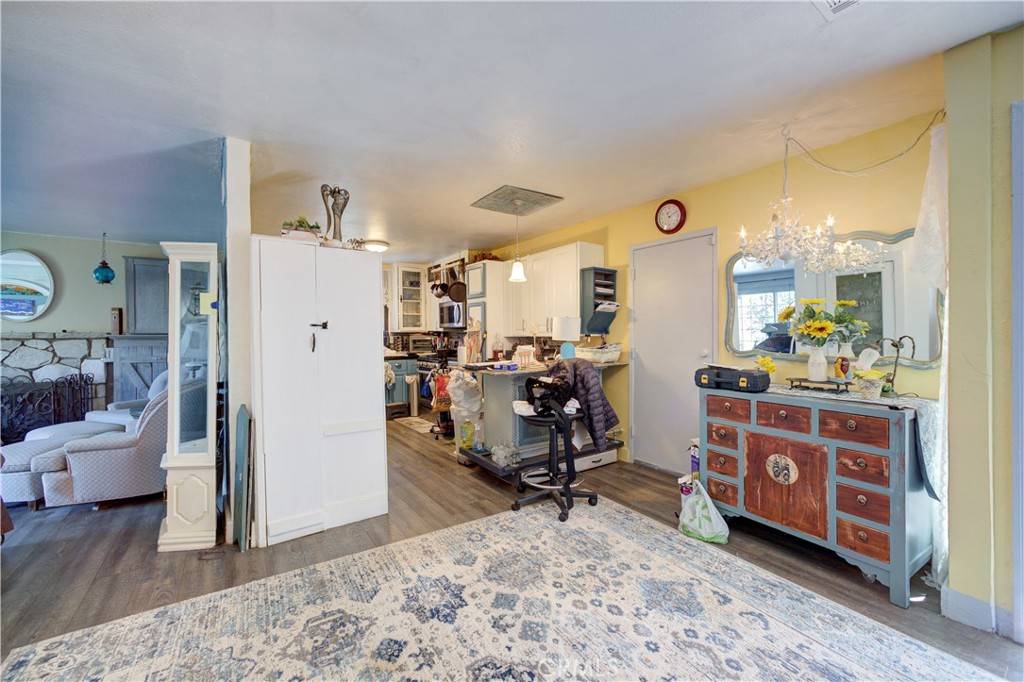 Lompoc, CA 93436,421 S O PL