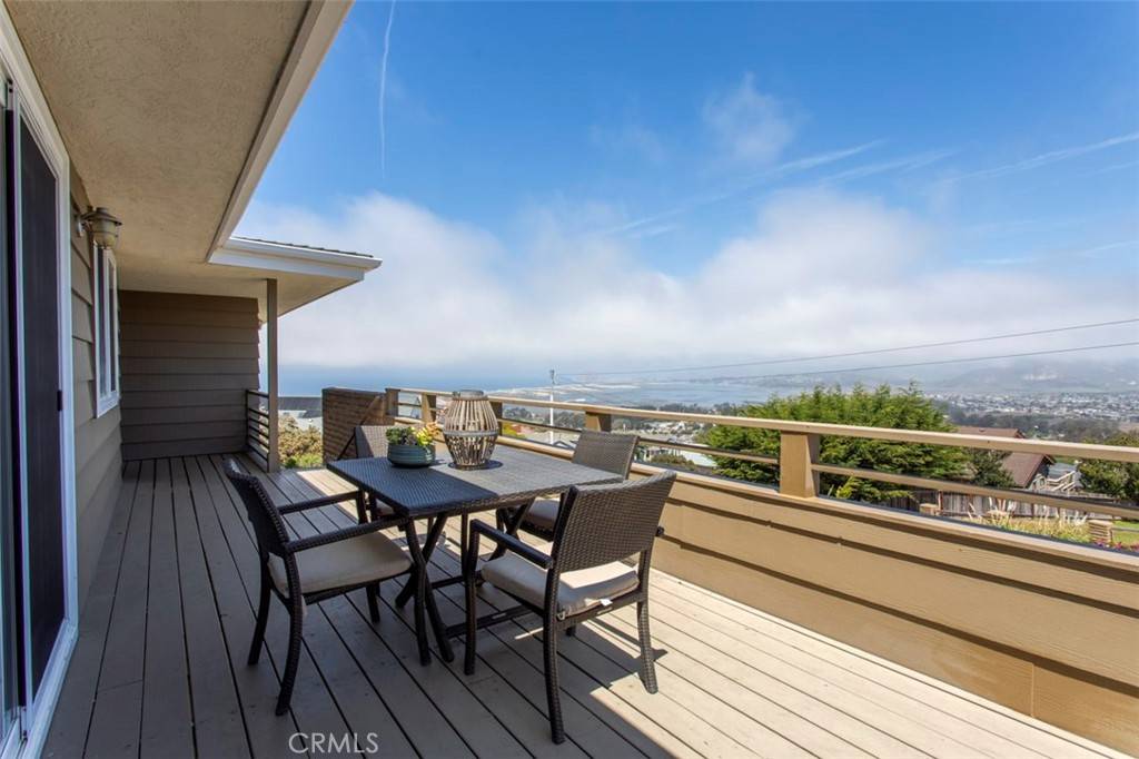 Los Osos, CA 93402,381 Travis DR