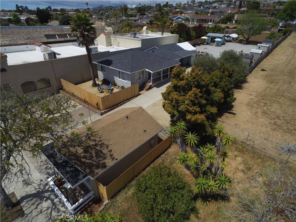 Arroyo Grande, CA 93420,1218 & 1220 E Grand AVE