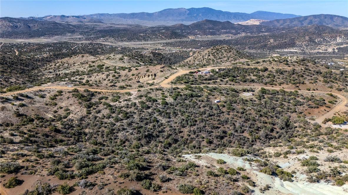 Tehachapi, CA 93561,11101 Halter DR