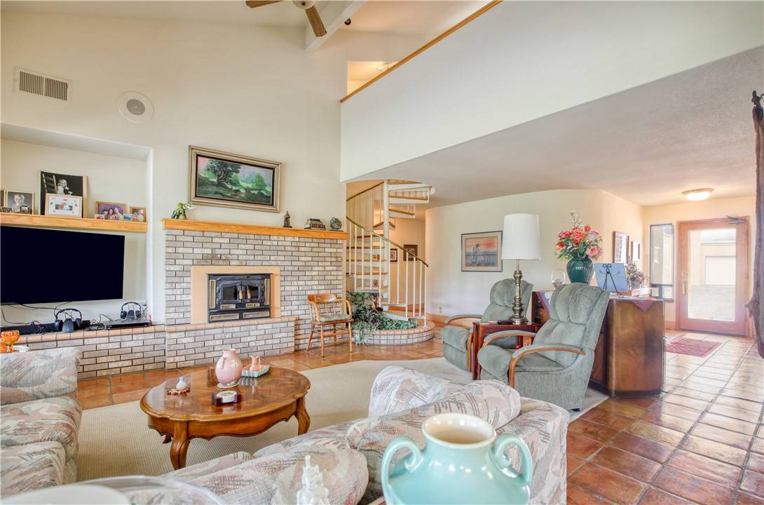 Santa Maria, CA 93454,9875 Suey Creek RD