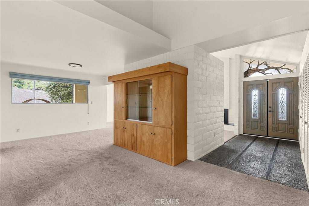 Lompoc, CA 93436,2 Cambridge DR