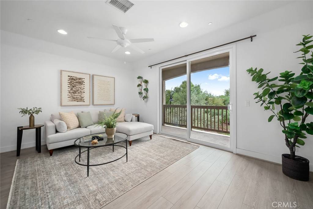 San Luis Obispo, CA 93401,911 Bay Leaf DR
