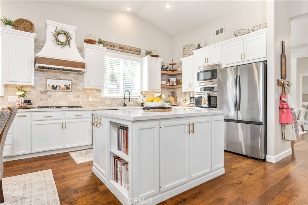 Paso Robles, CA 93446,802 Oxen ST