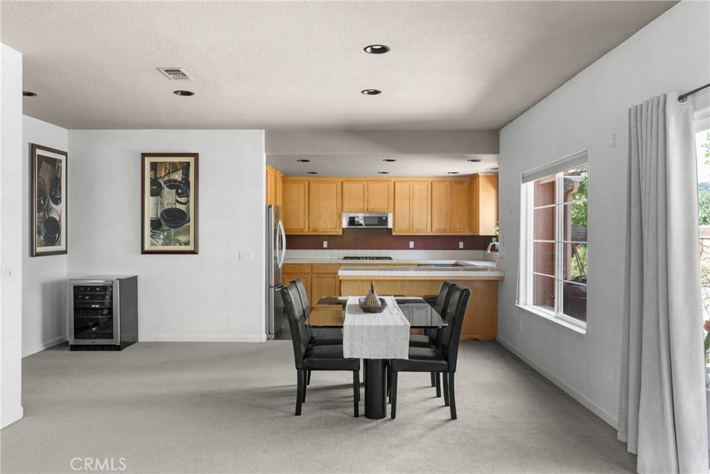 6000 Via Colonia Court Atascadero, CA 93422