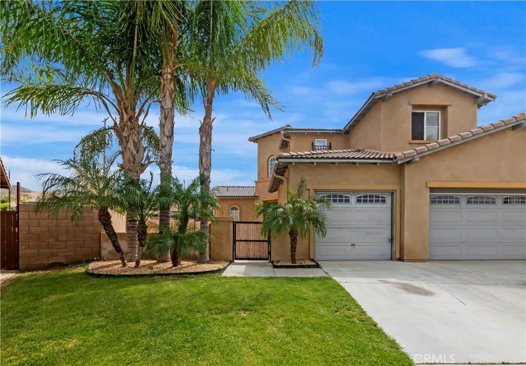 Perris, CA 92570,157 Headlands WAY