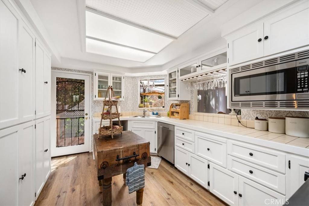 1762 Southfork PL Paso Robles, CA 93446