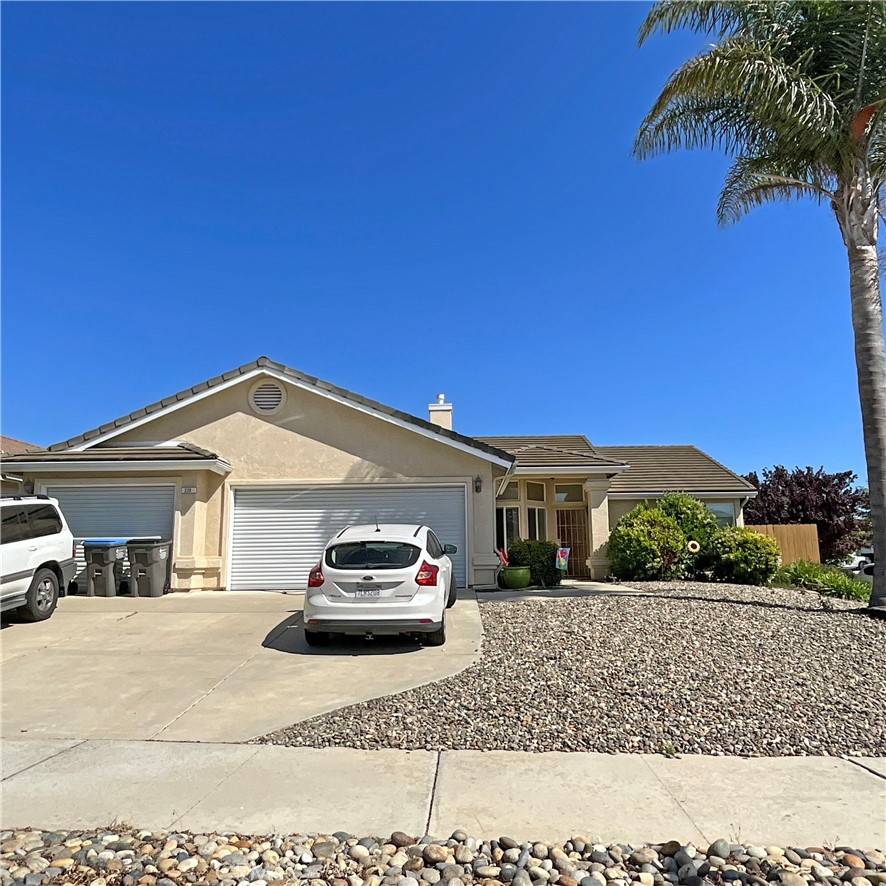Nipomo, CA 93444,220 Cornuta WAY