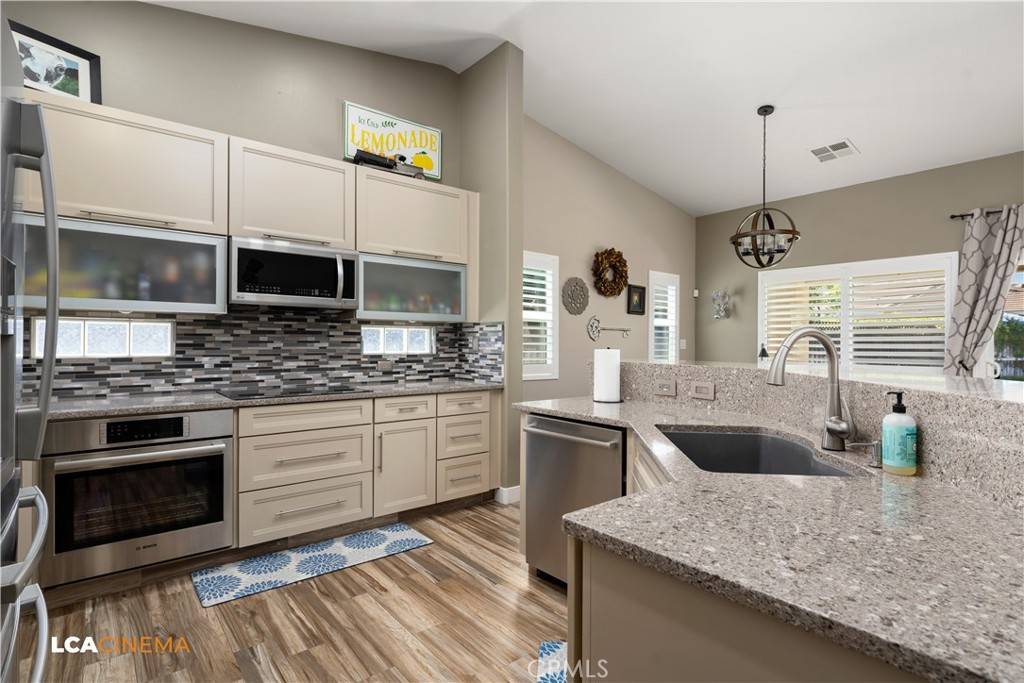 Bakersfield, CA 93311,1515 English Fry ST
