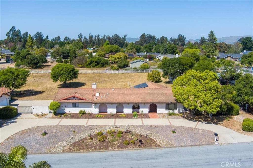Nipomo, CA 93444,420 Via Vicente